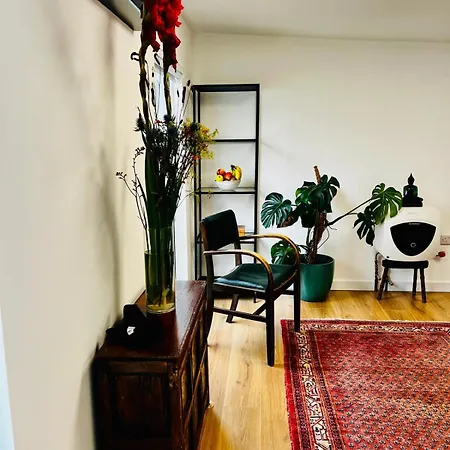 Modern Studio In Camden Лондон Экстерьер фото